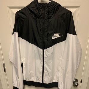Nike Black and White windbreaker XL